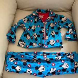 Long sleeve Mickey pajama set 2T